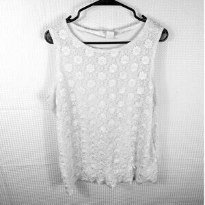 Dressbarn Woman 18/20 White Lace Sleeveless Blouse Floral Textured Shell USA